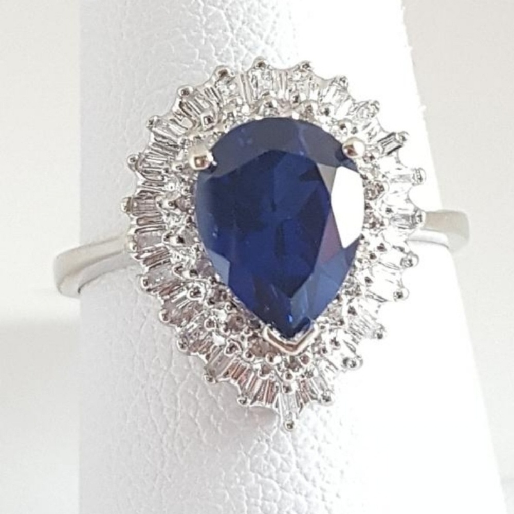 10k white gold lab sapphire ring